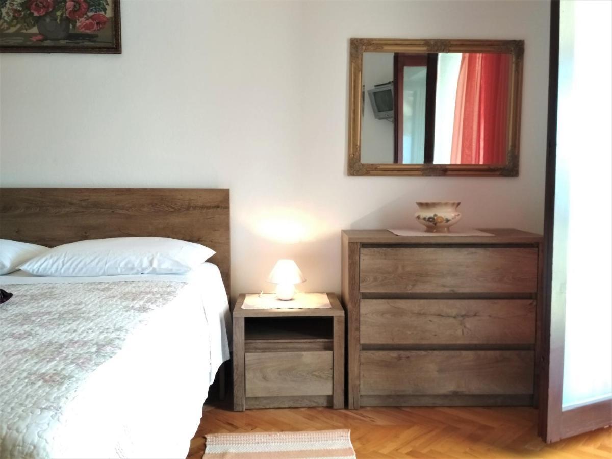 Lili Apartamento Rovinj Exterior foto